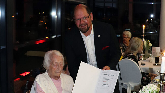 Kategorie „Besonderes Engagement Waldtraut Kerstan“ (v.l.n.r.): Waldtraut Kerstan, Martin Stichnoth