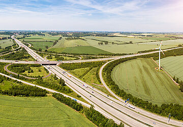 Autobahnkreuz der A2 und A14 im Landkreis Börde
