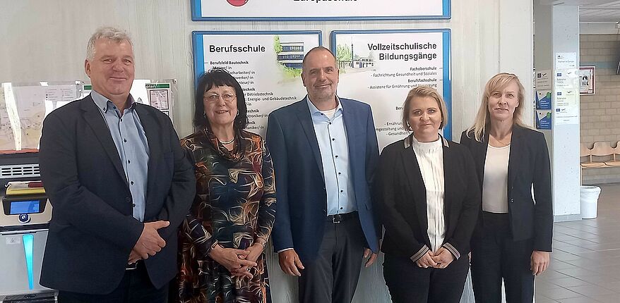 Bildungsministerin Eva Feußner zu Besuch an den berufsbildenden Schulen in Oschersleben