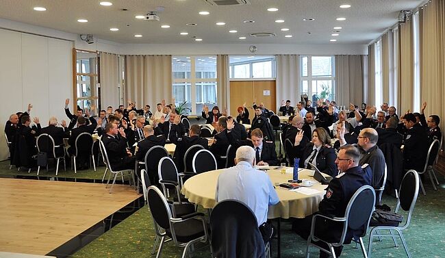 Landkreis Börde / ein Blick in den Tagungsraum in Ebendorf, der Kreisfeuerwehrverband "Ohrekreis" hat seine Delegiertenversammlung abgehalten. 